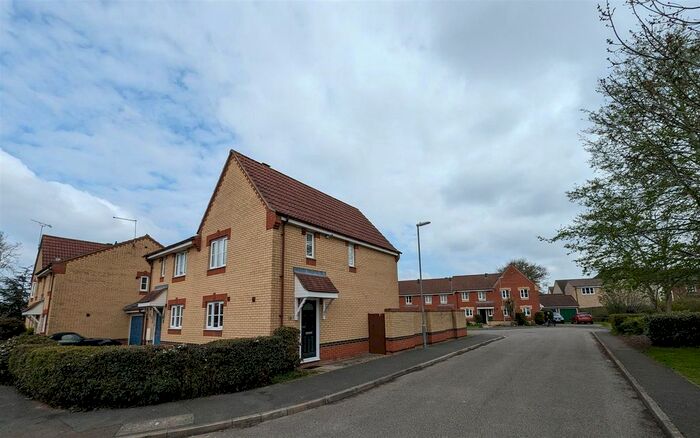 3 Bedroom Semi-Detached House To Rent In Victoria Green, Witchford, Ely, CB6