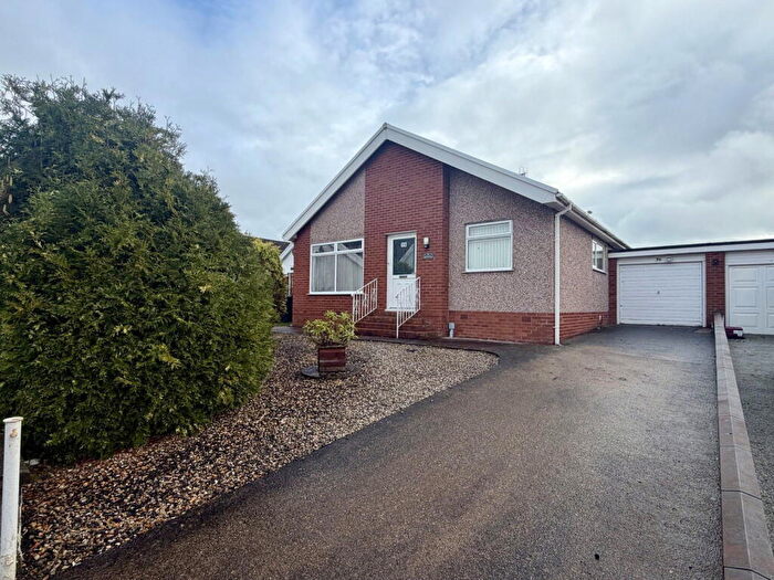 2 Bedroom Detached Bungalow For Sale In Ffordd Ffynnon, Rhuddlan, LL18