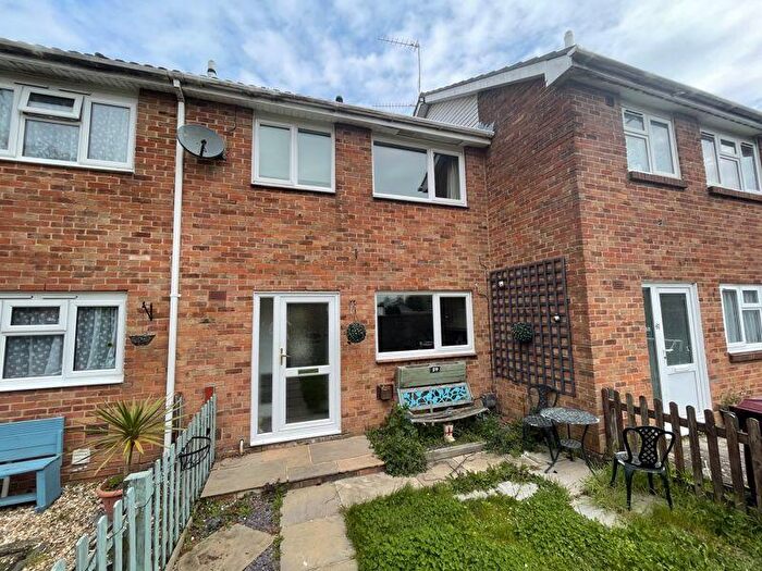 3 Bedroom Terraced House To Rent In Charles Avenue, Chichester, PO19