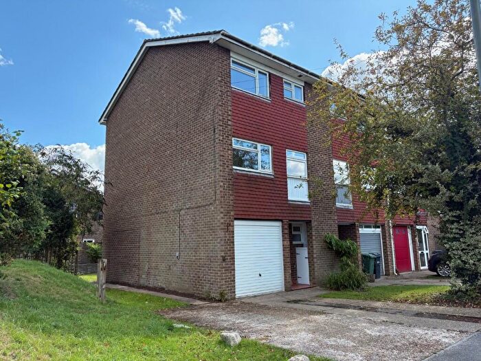 3 Bedroom End Of Terrace House To Rent In Durfold Drive, Reigate, Surrey, RH2