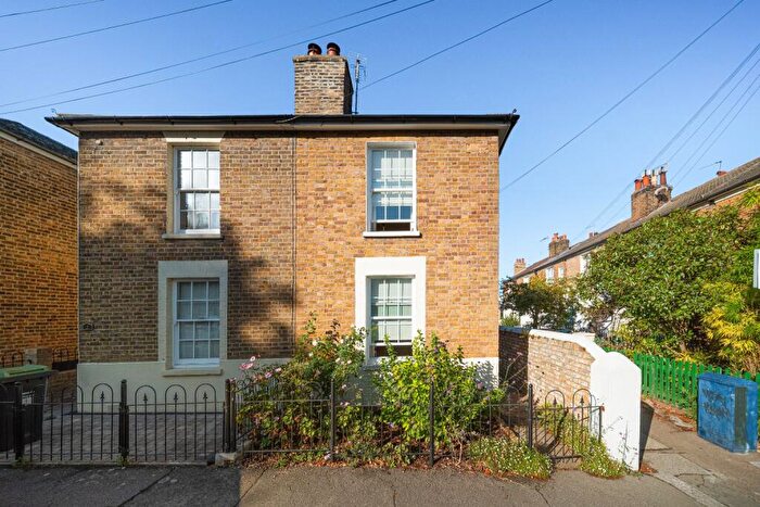 2 Bedroom Semi Detached House For Sale In Sheppy Place, Gravesend, Kent, DA12