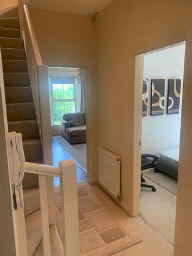 3 Bedroom Property To Rent In Burley Road, Burley, Leeds, LS4