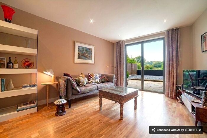 2 Bedroom Flat To Rent In Maltby Street, Arc House, SE1