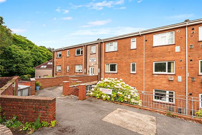 2 Bedroom Flat For Sale In Richmond Road, Swansea, SA2