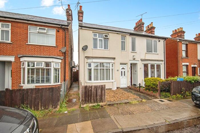 3 Bedroom Semi Detached House For Sale In Wallace Road, Ipswich, IP1