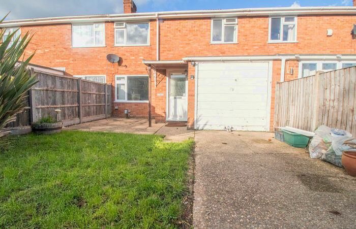 3 Bedroom Terraced House To Rent In Beaulieu Gardens, Blackwater, Camberley, GU17