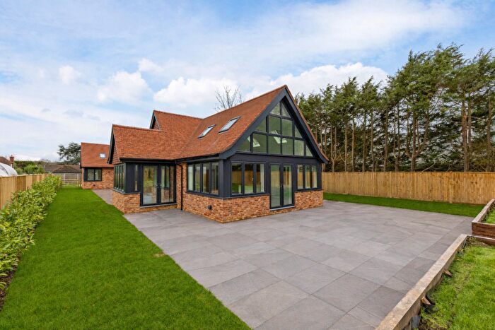 4 Bedroom Detached Bungalow For Sale In Eastergate Lane, Chichester, PO20