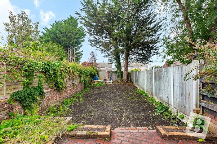 2 Bedroom End Of Terrace House For Sale In Baddow Road, Great Baddow, Essex, CM2
