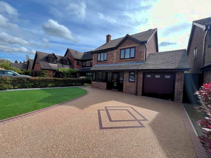 Houses for sale in Oldacre Close, Sutton Coldfield, B76