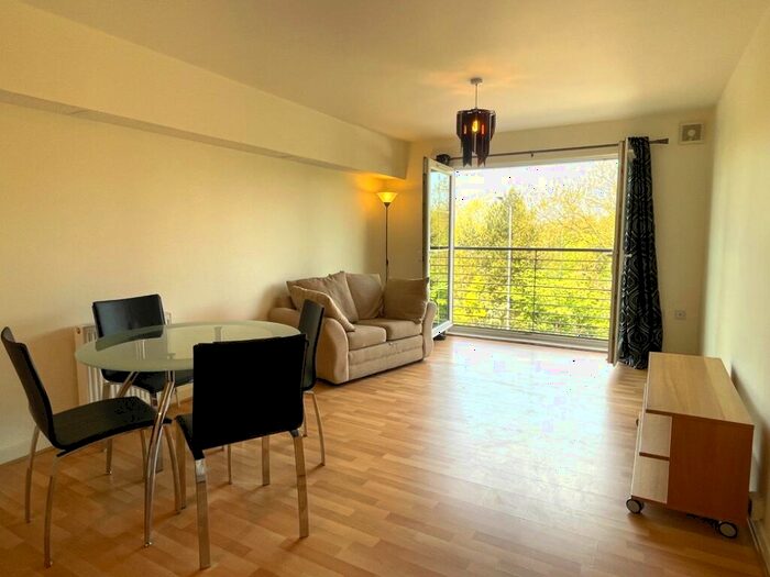 2 Bedroom Flat To Rent In Cumbernauld Road, Glasgow, G33