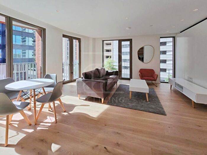 2 Bedroom Flat To Rent In Lewis Cubitt Walk, London, N1C