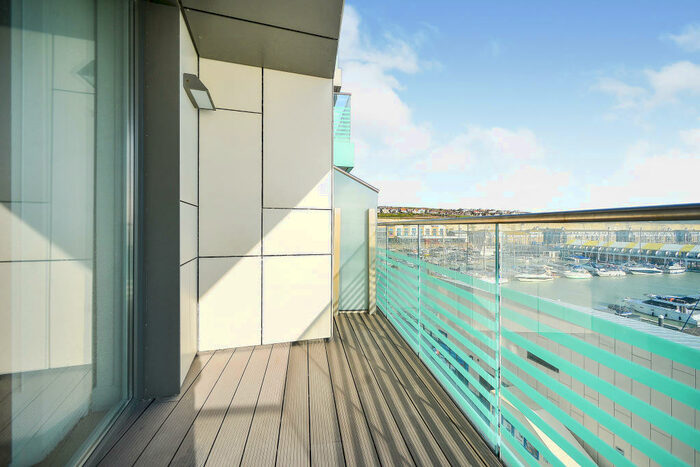 2 Bedroom Apartment To Rent In Brighton Marina, Brighton, BN2