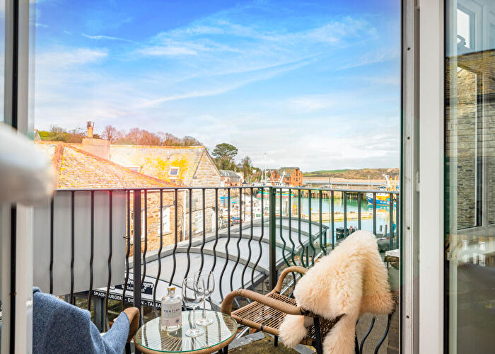 2 Bedroom Flat For Sale In & Strand House, PL28