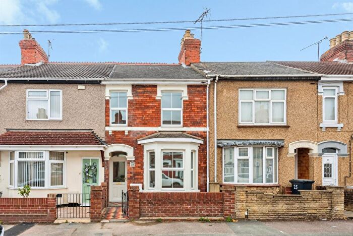2 Bedroom Terraced House For Sale In Rayfield Grove, Swindon, SN2