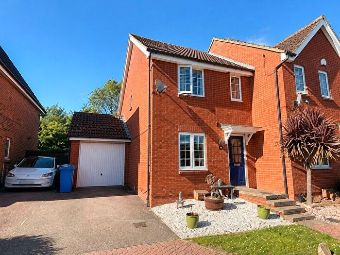 3 Bedroom End Terrace House For Sale In Charlock Drive, Minster On Sea, Sheerness, Kent, ME12