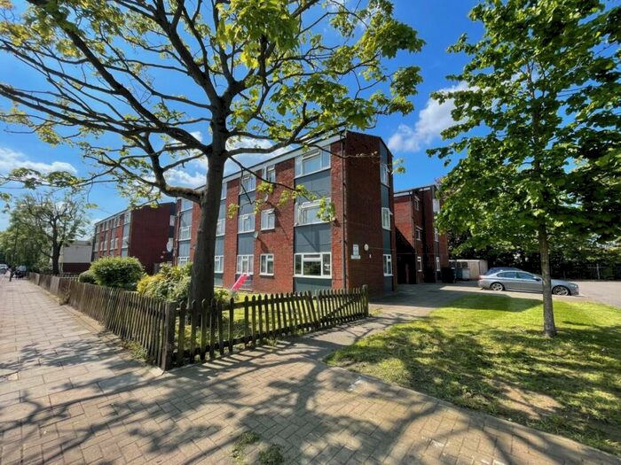 2 Bedroom Flat To Rent In , Stuart Avenue, South Harrow, HA2