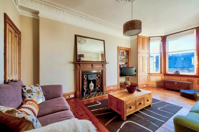 2 Bedroom Flat To Rent In Ashley Terrace, Edinburgh, EH11