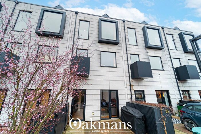 3 Bedroom Terraced House For Sale In Rotton Park Street, Birmingham, West Midlands, B16