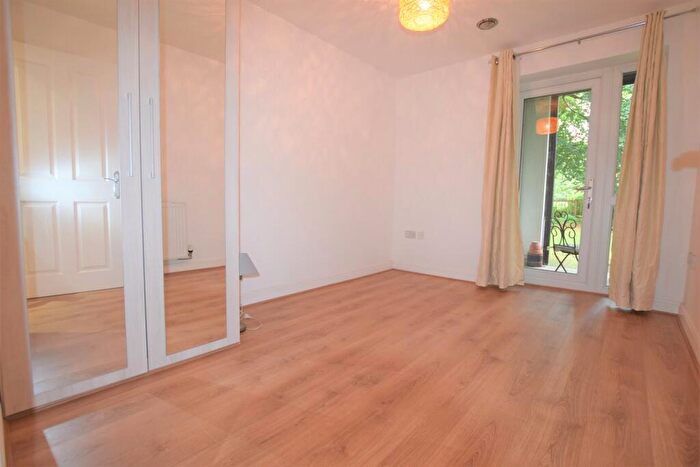 2 Bedroom Apartment To Rent In Spath Road, Didsbury, M20