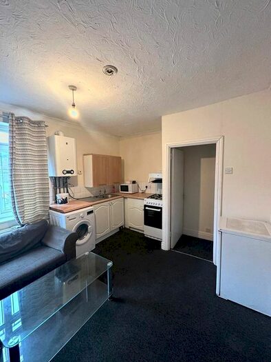 1 Bedroom Flat To Rent In Harland Place, Stockton-On-Tees, County Durham, TS20