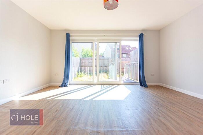 3 Bedroom House To Rent In High Street, Bristol, BS40