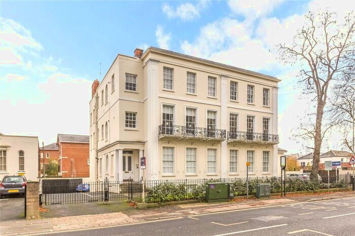 2 Bedroom Flat To Rent In St. James Square, Cheltenham, Gloucestershire, GL50