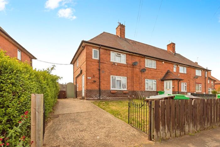 3 Bedroom End Of Terrace House For Sale In Amesbury Circus, Nottingham, NG8