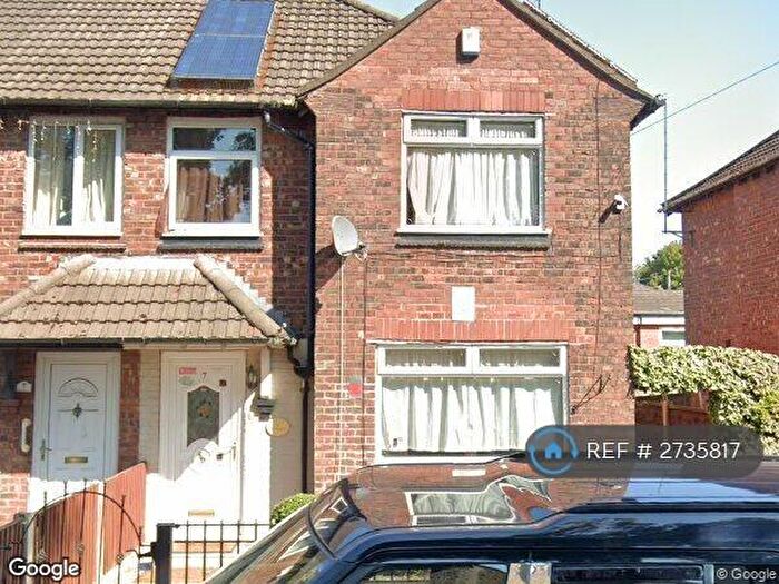 4 Bedroom Semi-Detached House To Rent In Erskine Road, Manchester, M9