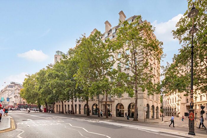 3 Bedroom Flat For Sale In Marconi House, Strand, WC2R