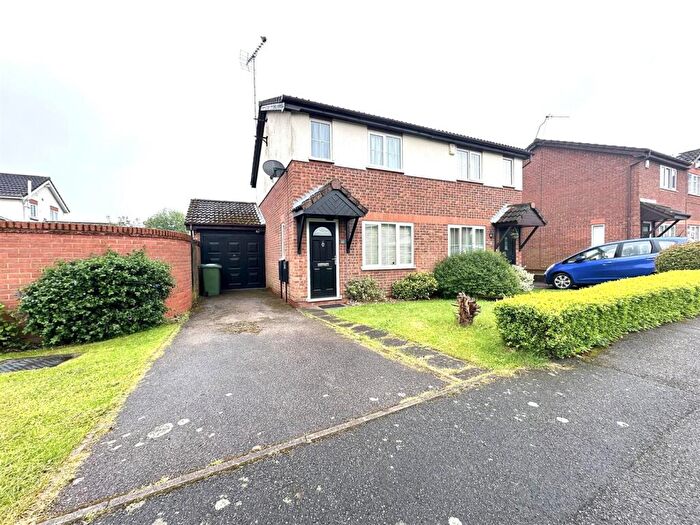 2 Bedroom Semi-Detached House To Rent In Briar Lea, Worksop, S80