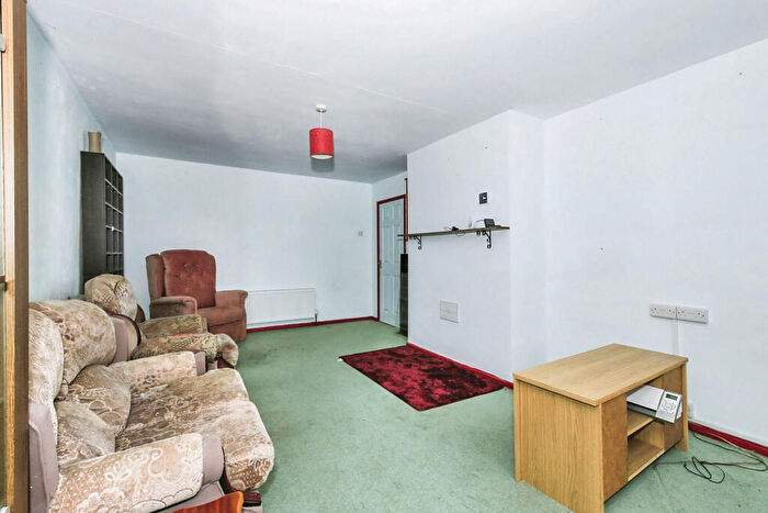3 Bedroom Bungalow For Sale In Ellwood Avenue, Peterborough, PE2
