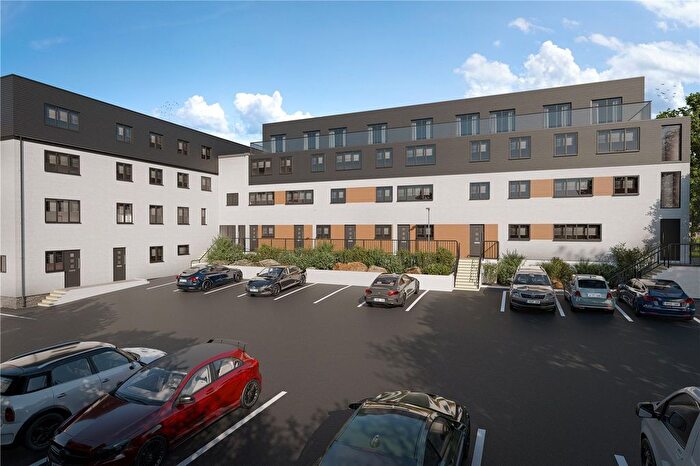 2 Bedroom Maisonette For Sale In Parkers Close, Totnes, Devon, TQ9