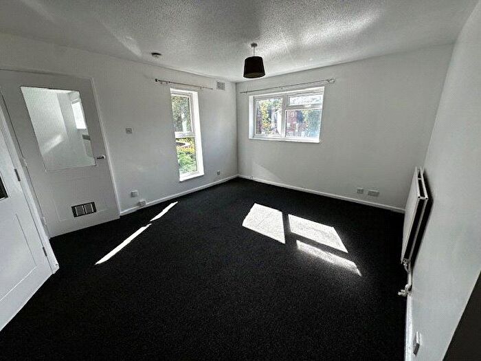 2 Bedroom Flat To Rent In Botany Bay, Aqueduct, Telford, Shropshire, TF4
