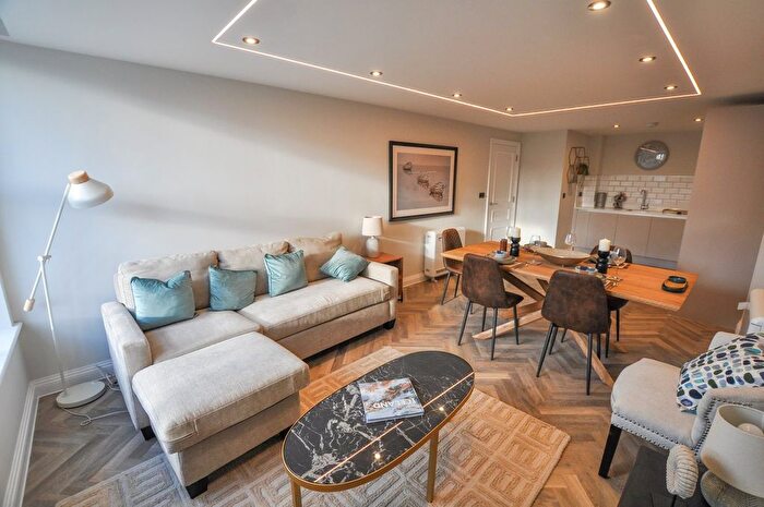 1 Bedroom Flat To Rent In Eastbrook Row, Wimborne, BH21