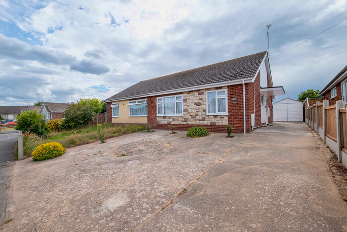 2 Bedroom Semi-Detached Bungalow To Rent In St Nicholas Drive, Caister-On-Sea, NR30