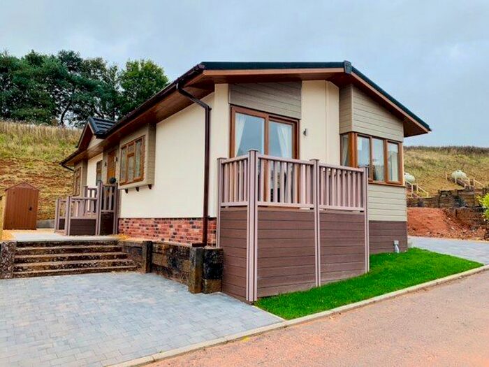 2 Bedroom Property For Sale In Claverley, Claverley, Claverley WV5