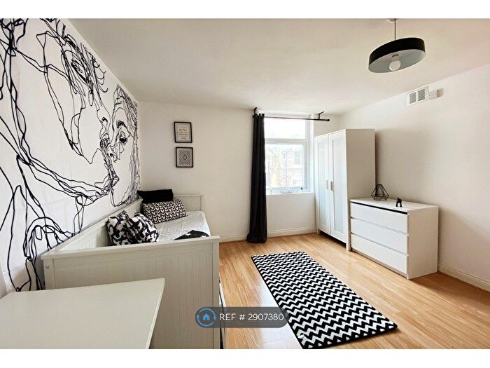 1 Bedroom Flat To Rent In Humberstone Gate, Leicester, LE1