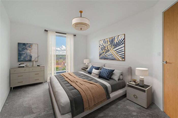 1 Bedroom Apartment For Sale In Harbour Crescent, Portishead, Bristol, Somerset, BS20
