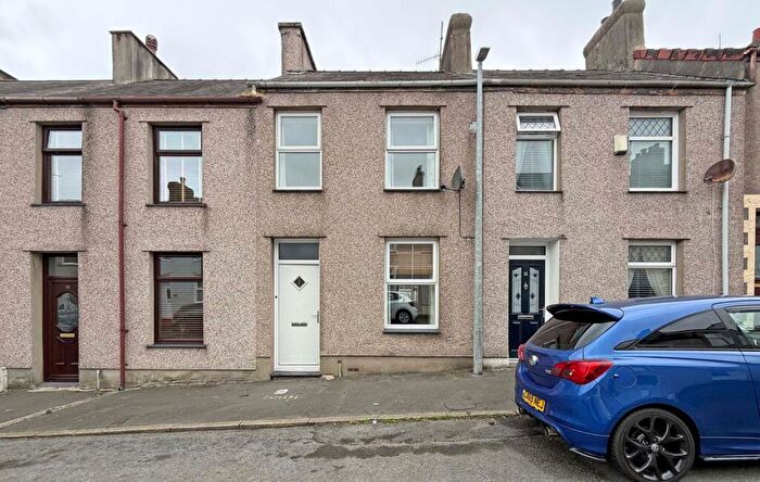2 Bedroom Terraced House For Sale In Eleanor Street, Caernarfon, Gwynedd, LL55