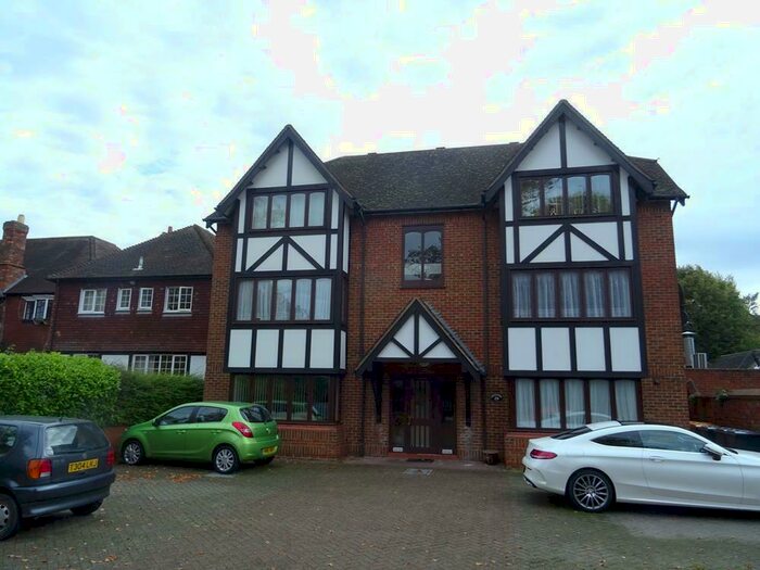 1 Bedroom Apartment To Rent In Portia House, Shakespeare Road, MK40