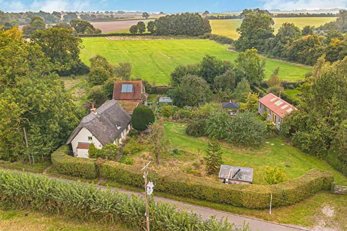 4 Bedroom Detached House For Sale In Berrick Salome, Wallingford, OX10