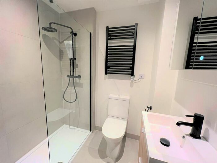 1 Bedroom Flat To Rent In Kings Road, Brighton, BN1