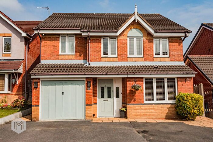 4 Bedroom Detached House For Sale In Brackley Avenue, Tyldesley, Manchester, M29