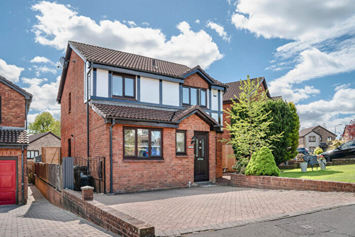 4 Bedroom Detached House For Sale In Thorndene, Elderslie, PA5