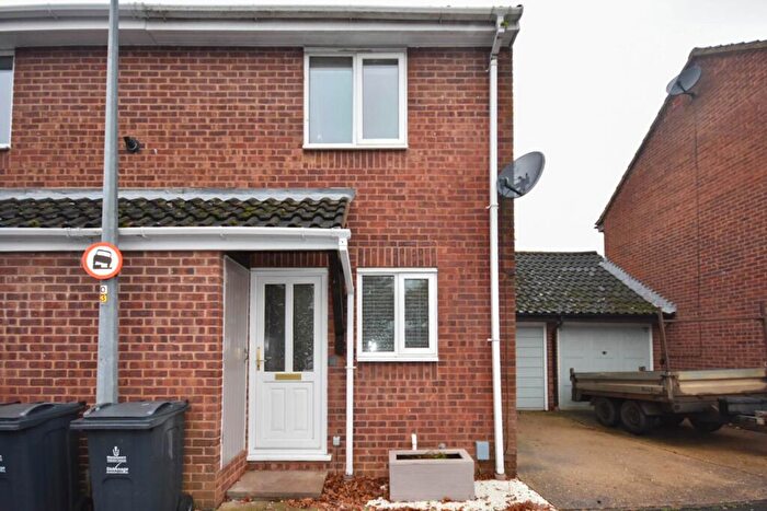 2 Bedroom Semi-Detached House To Rent In Lime Close, Stevenage, SG2