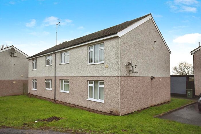 1 Bedroom Flat For Sale In Broadgorse Close, Grangewood, Chesterfield, S40