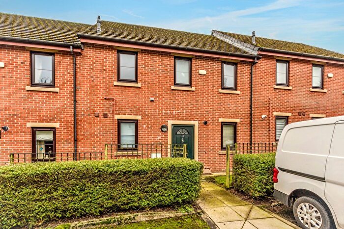 2 Bedroom Flat For Sale In Parish Walk, Radcliffe, BL2