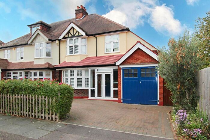 4 Bedroom Semi-Detached House To Rent In Rosebery Avenue, New Malden, KT3