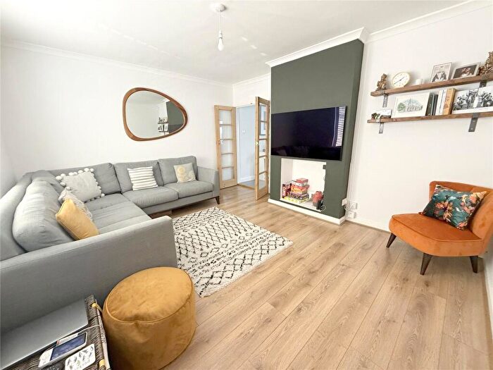 3 Bedroom Semi-Detached House To Rent In Woodcote Avenue, London, NW7