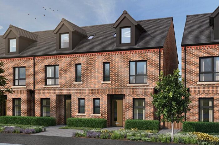 3 Bedroom Semi-Detached House For Sale In Brook House Place, Barton Rd - Urmston (The Altrincham), M41